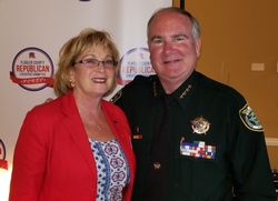 Sheriff Staly Uses Heimlich Maneuver to Save Woman